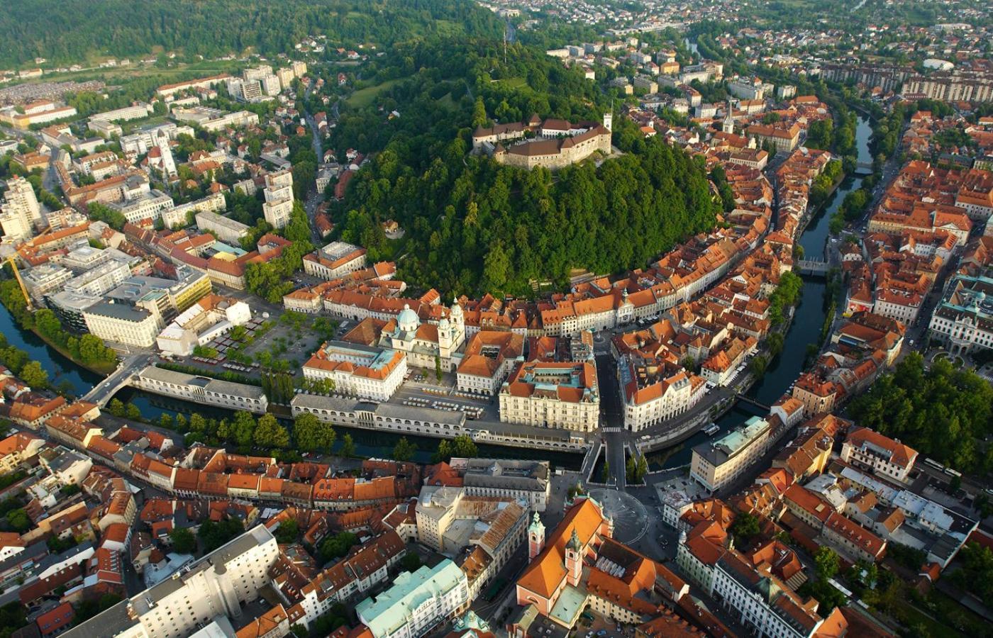 Little Plaza City Centre Любляна Экстерьер фото